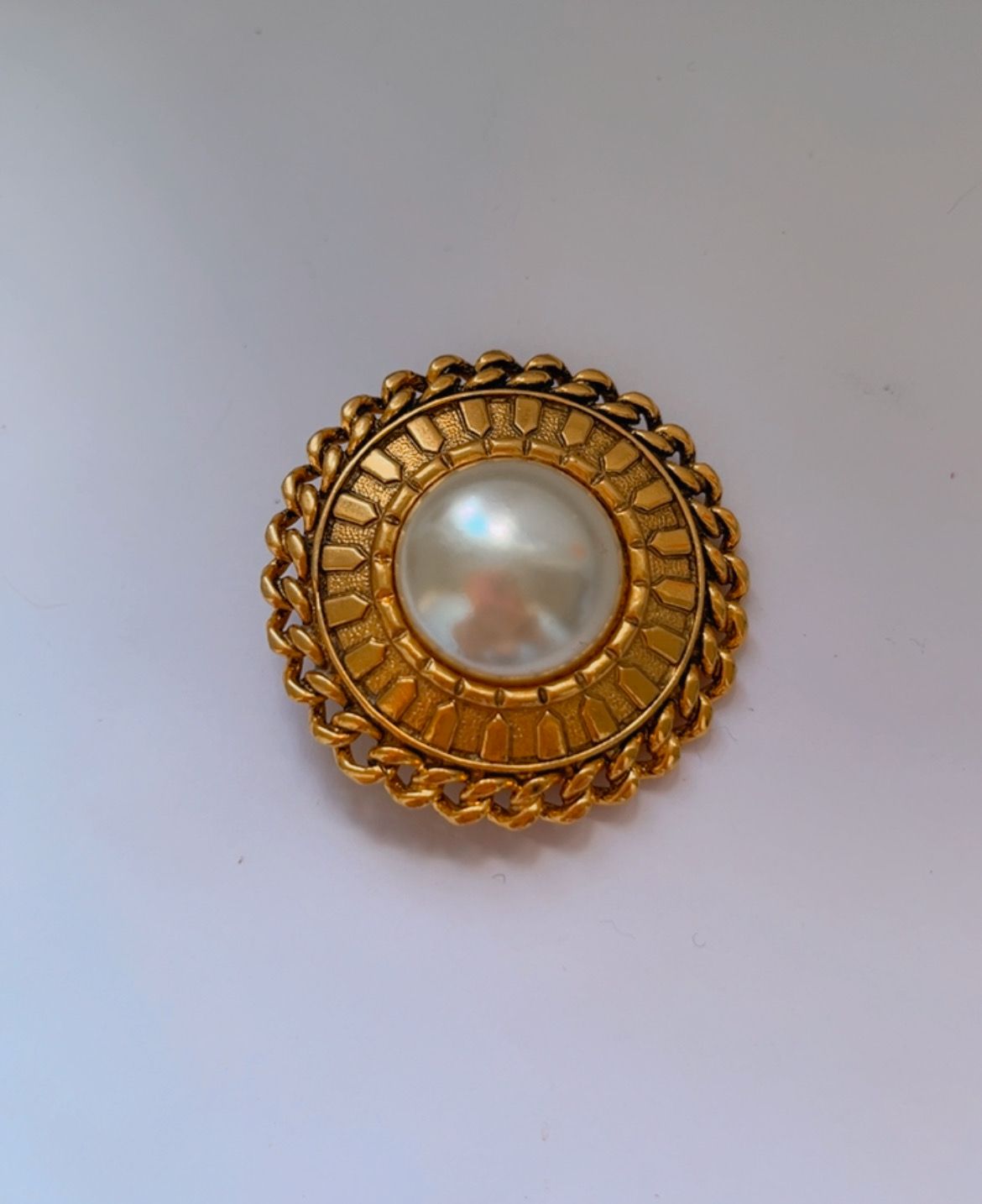 Broche vintage style Chanel