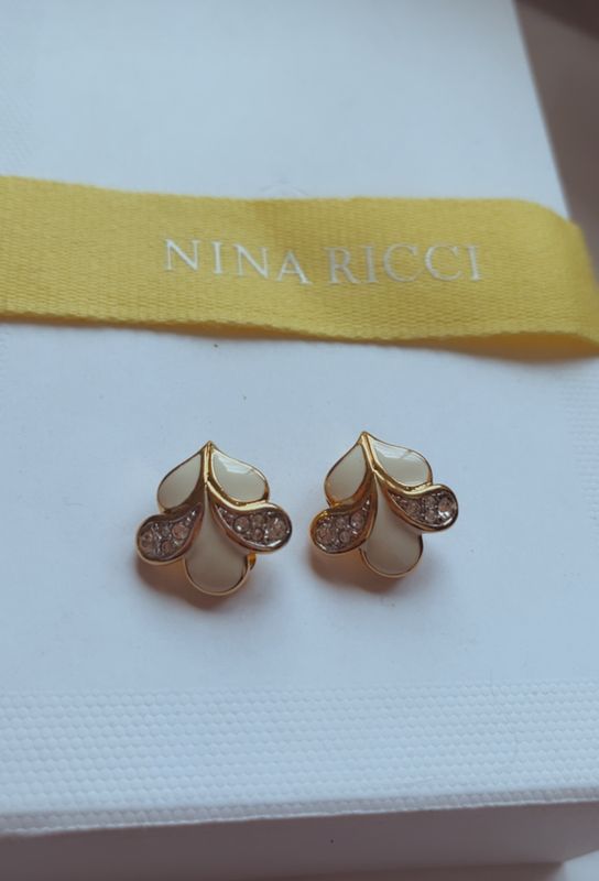 Boucles Nina Ricci