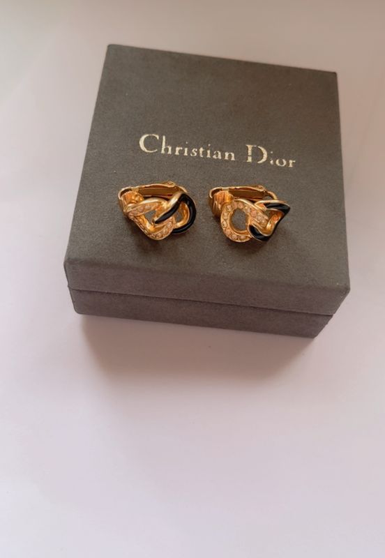 Boucles Christian Dior