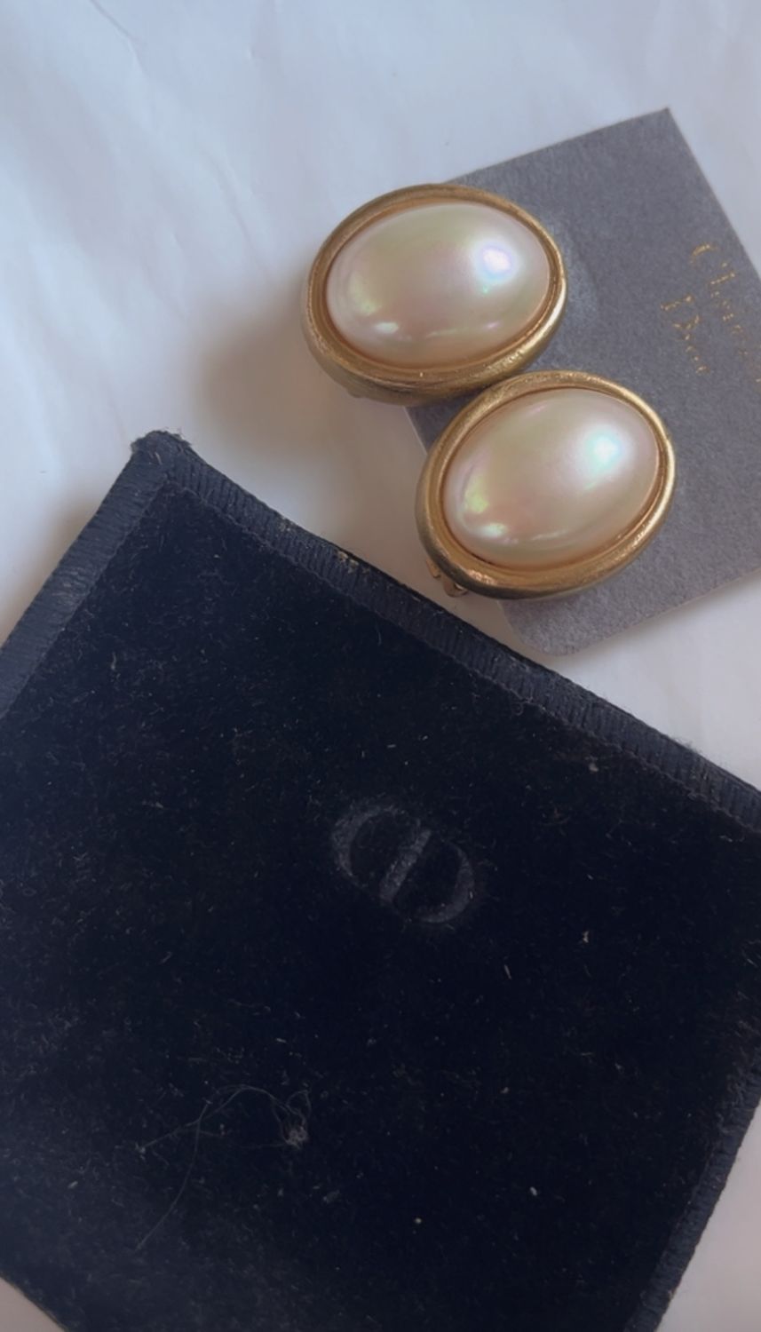 Boucles Christian Dior
