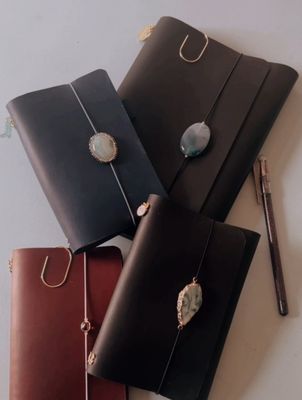 Carnets d’amour en cuir