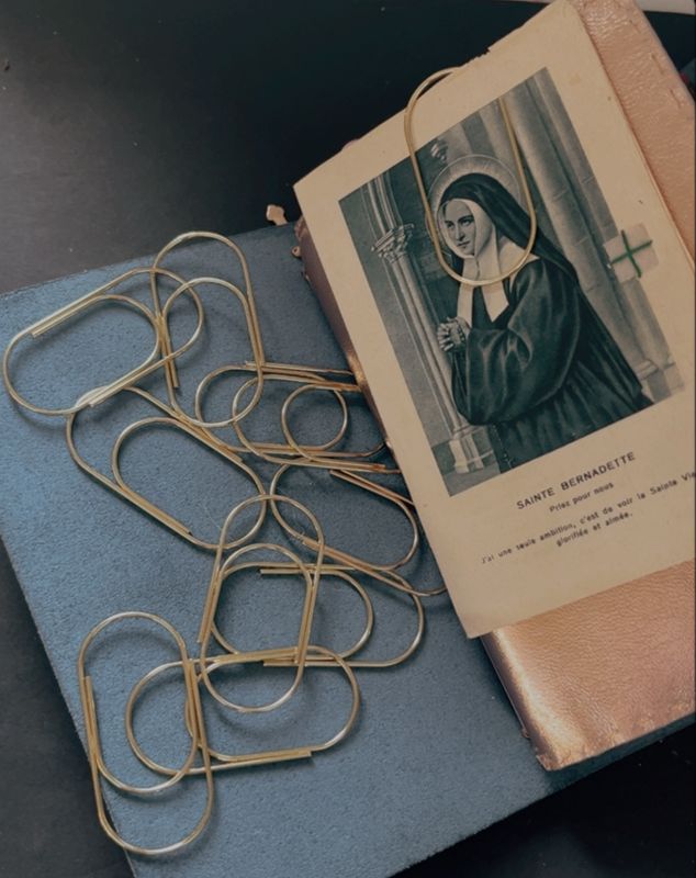 Lot de 2 grands trombones dorés pour carnets