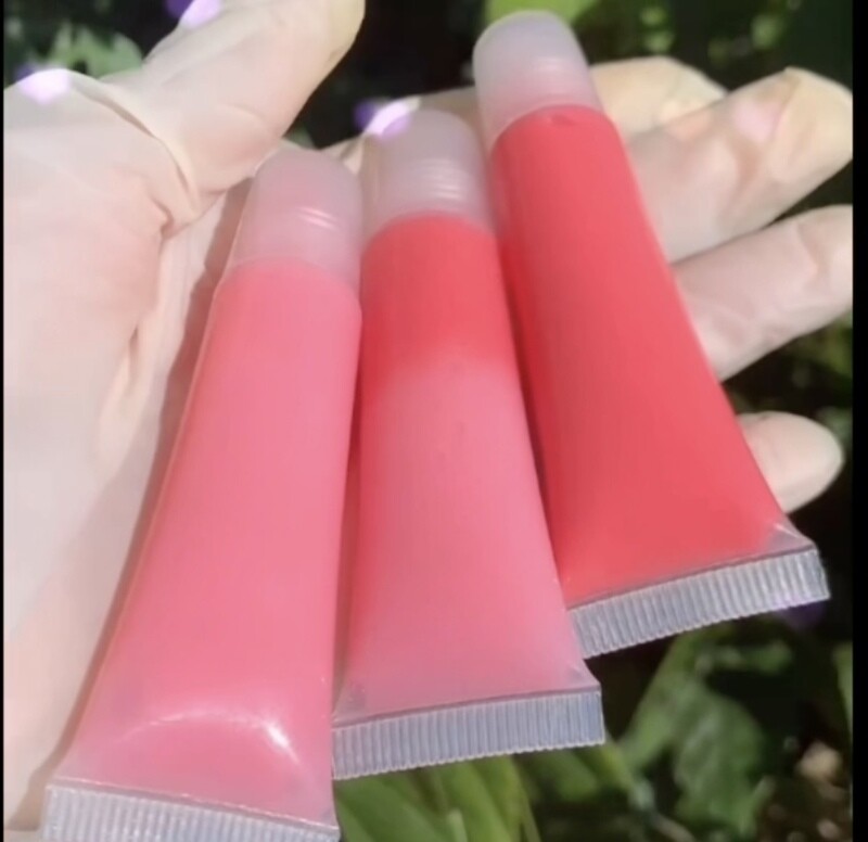 LIPGLOSS