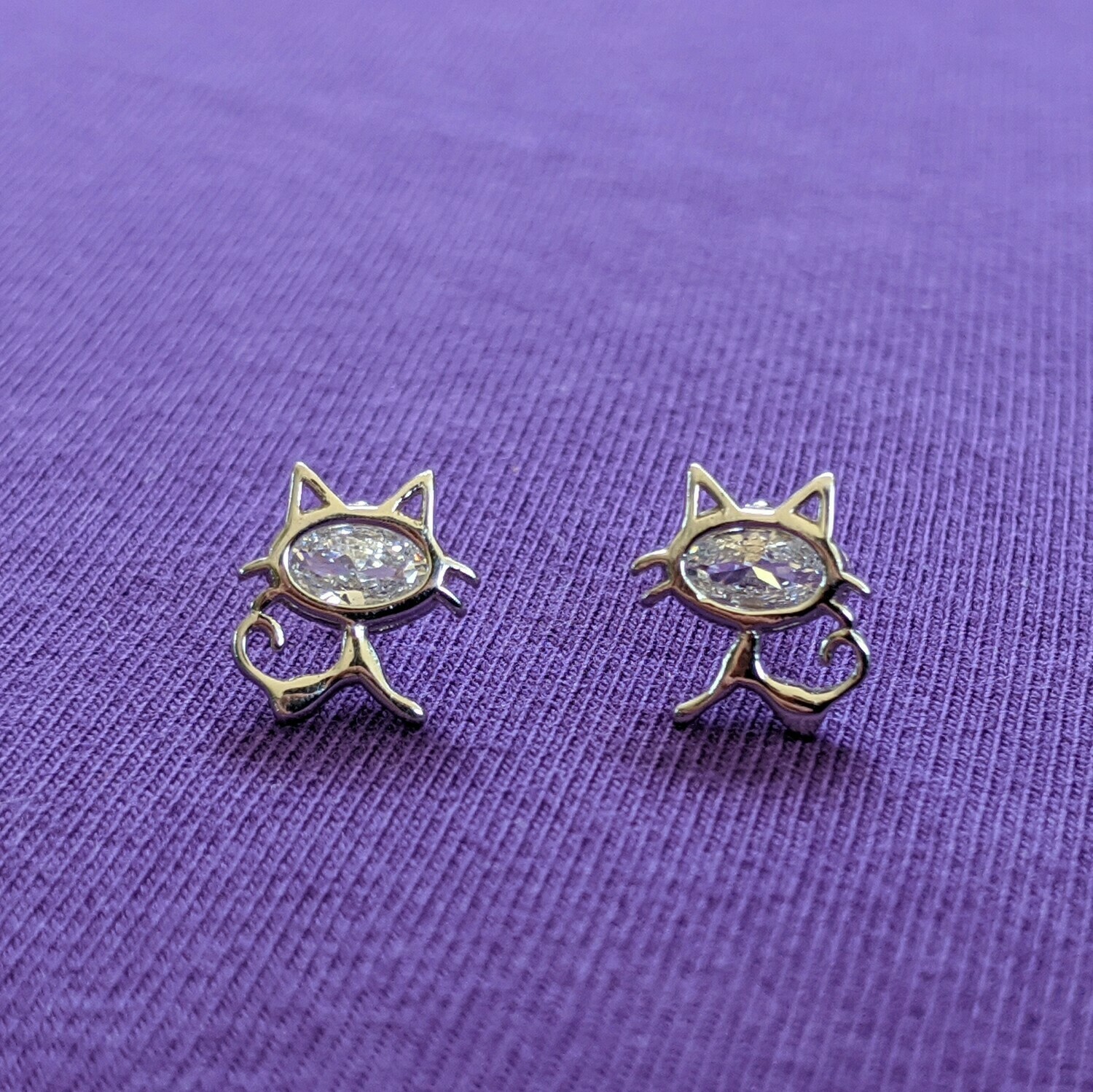 Sparkling Crystal Cat - Earrings