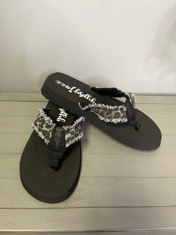 Encore Grey