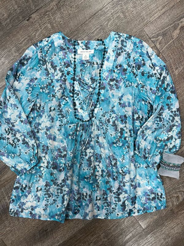 Modestly Floral