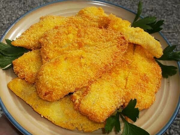 Crispy Fried Swai Fish w/French Fries &amp; Bread