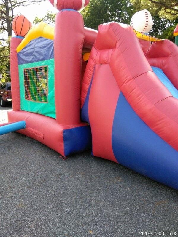 Waterslide Bounce House/Moonwalk