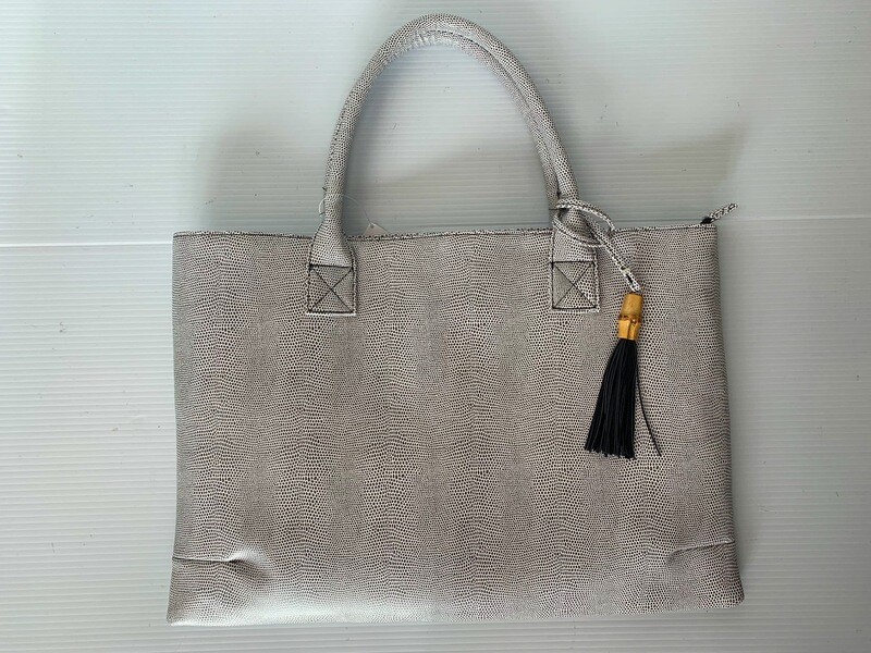 Black Speckled Fringe Tote