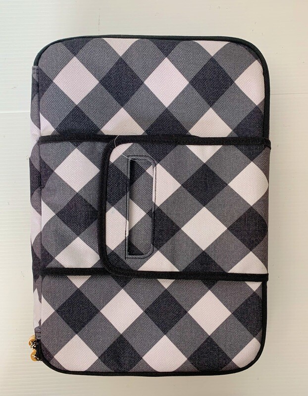 Covered Dish Carrier (Black)