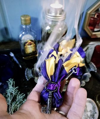 Master Key Mojo Hand + Oil Set