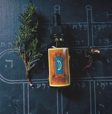 Luna Oil - Psychic Vision, Manifestation, Moon Magic