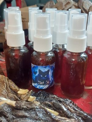 Black Cat Luck Spray
