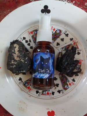 Black Cat Luck Spray