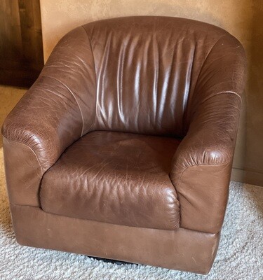 #2 Robb & Stucky Leather Club Swivel Chair #2 Robb & Stucky Leather Club Swivel Chair