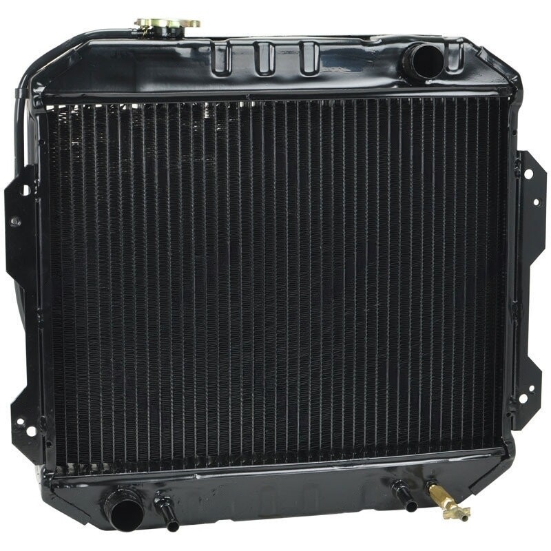 NISSAN - RADIATOR