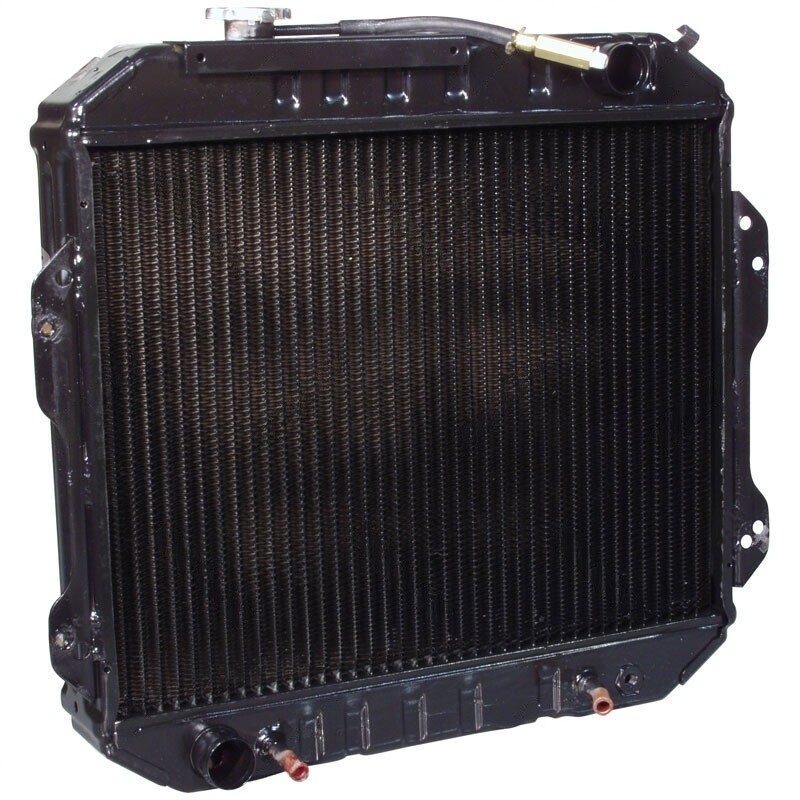 NISSAN - RADIATOR