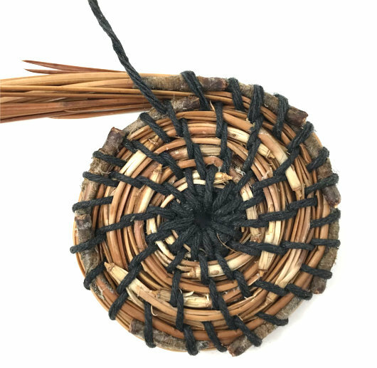  Traditional Craft Kits Coiled Basket Kit Beginners - Pine  Needle - Basket Weaving Kit Set, Complete with Instructional Booklet and Basket  Making Supplies