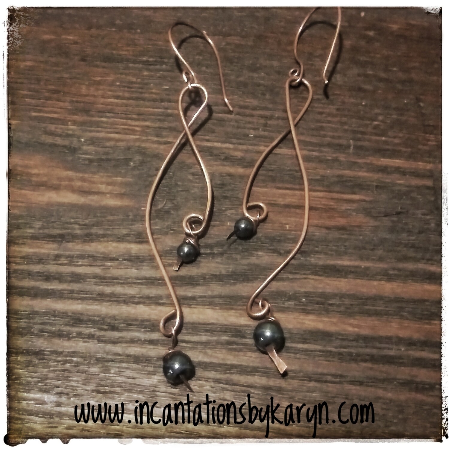 Copper earrings with hematite briolettes