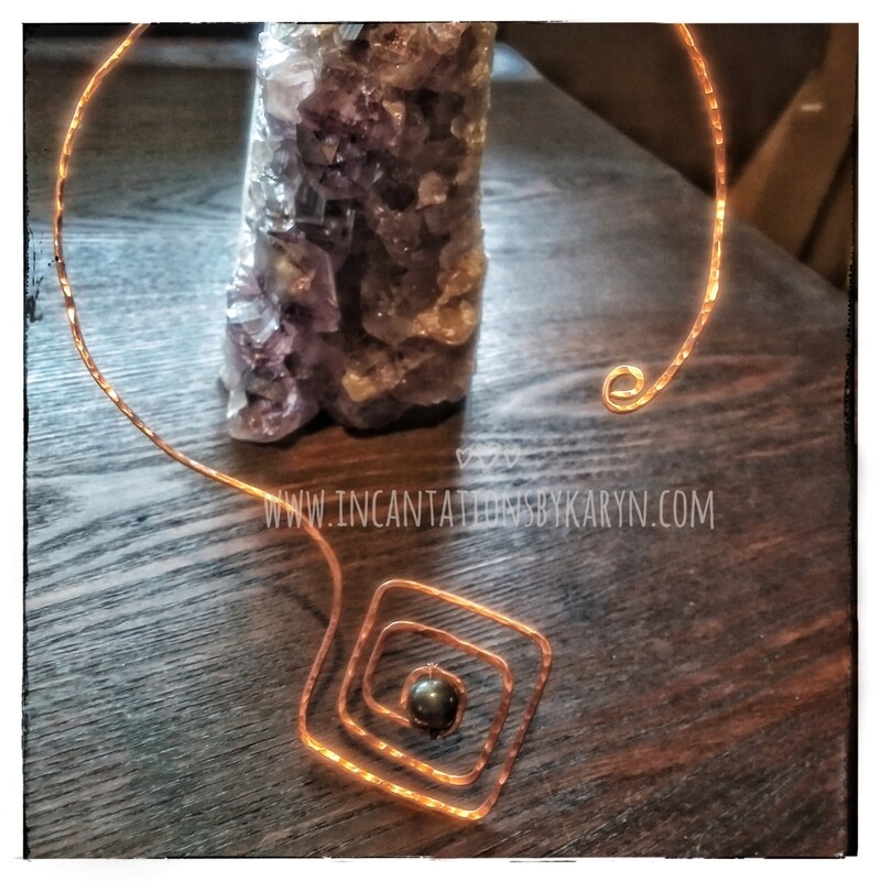 Hammered sexy copper neck hanger