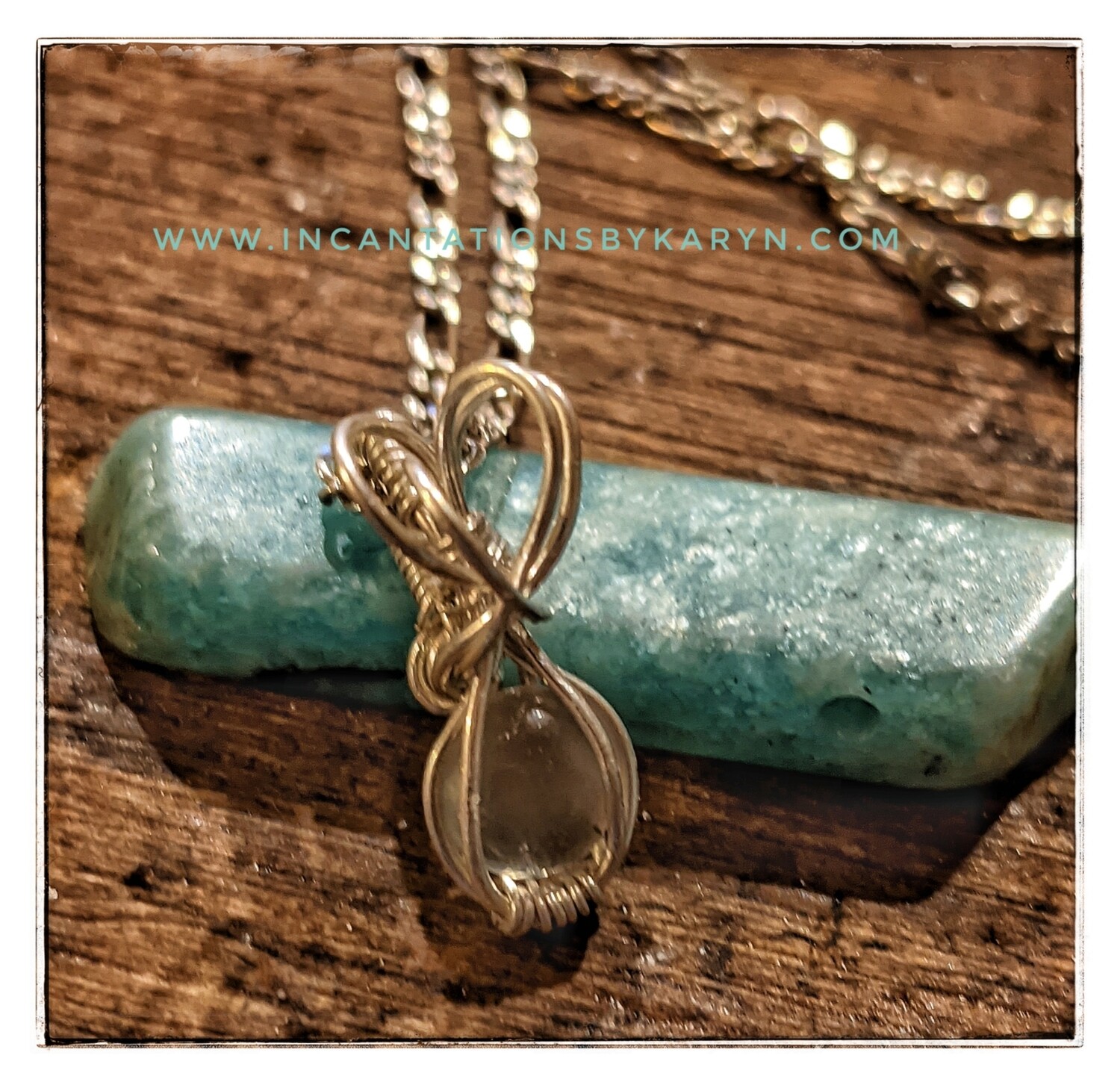 Moonstone micro Pendant