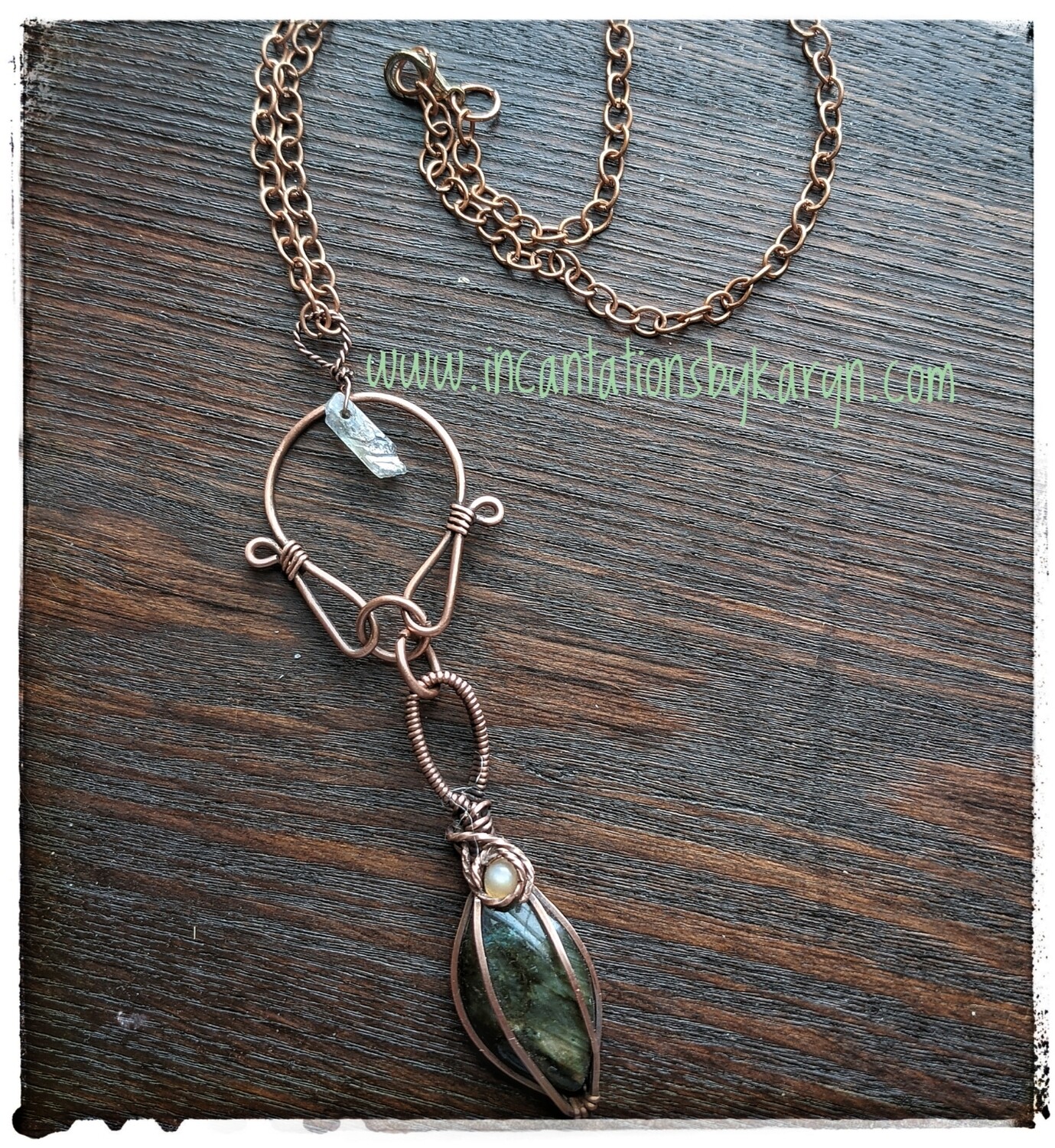 Chandelier 3 stone pendant