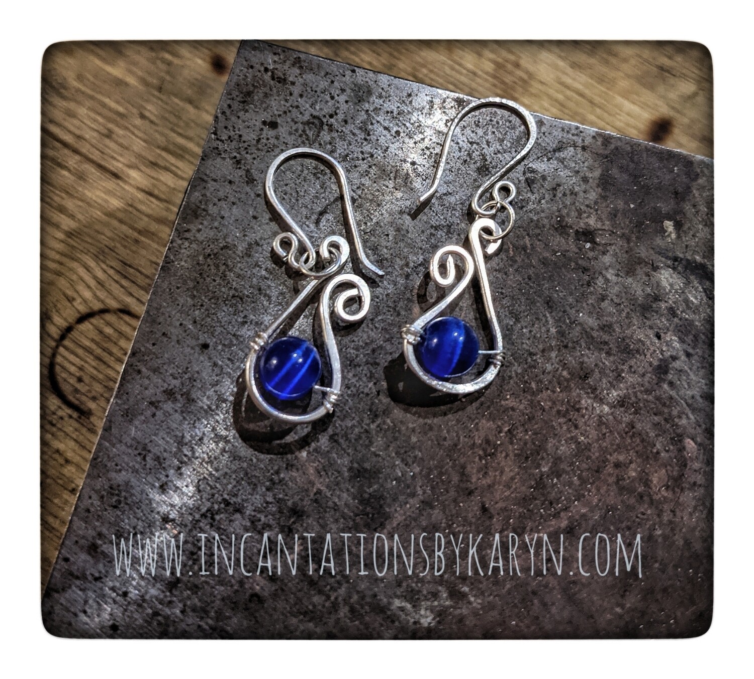 Cat&#39;s Eyes &amp; sterling silver earrings