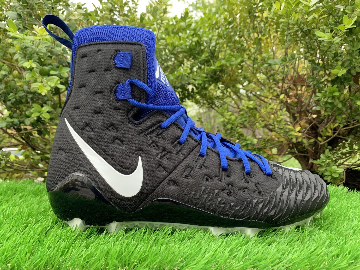 force savage nike cleats