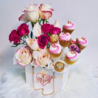Floral & Cupcake Purse Bouquet