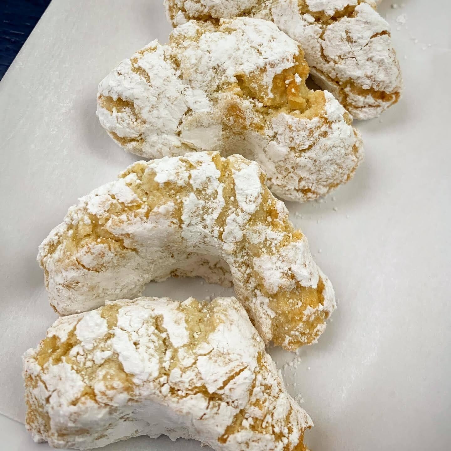 Lemon Ricciarelli (DF) (Half Dozen) - THXGIVING ONLY FOR 11/25 OR 11/26