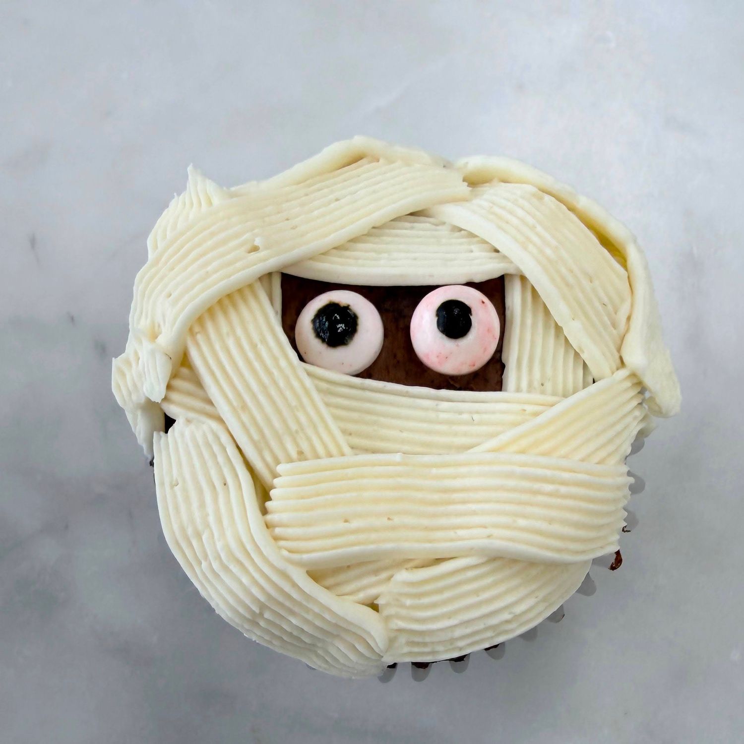 Mummy Cupcakes (4 or 6 pack) (DF Available) - Oct. Special