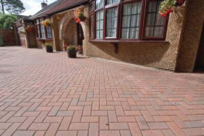 Omega Brindle - 200x100x50mm Block Paving (9.76m² Pack)