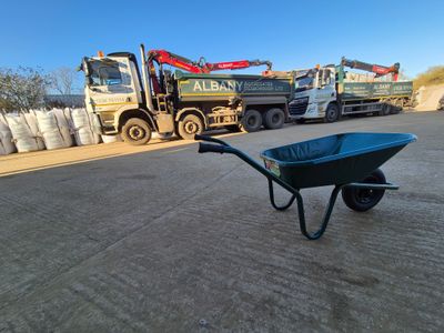 90L heavy-duty wheelbarrow