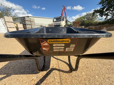 85L Camden Classic wheelbarrow