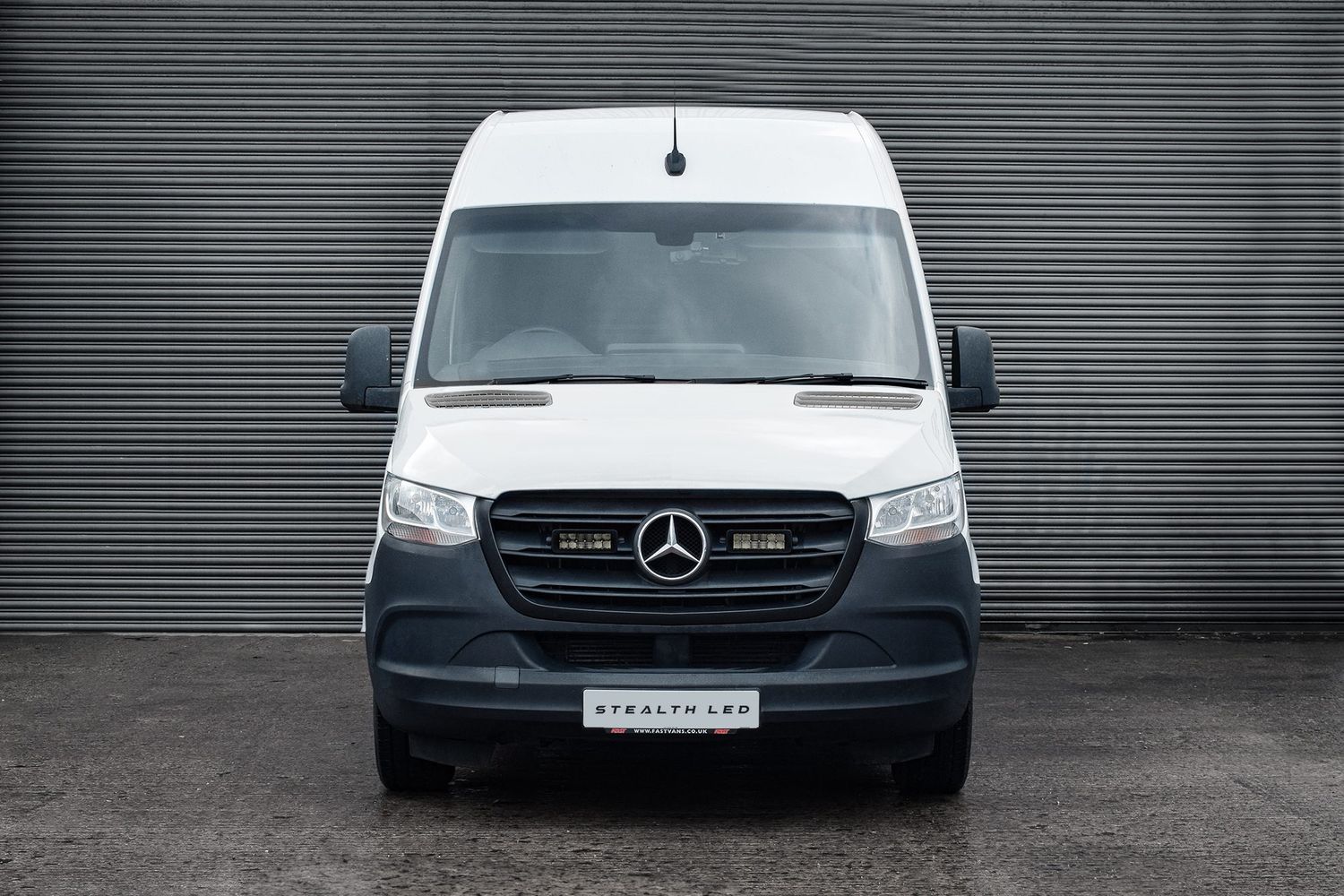 LED Mercedes Sprinter 2019+ Twin 7″ LED Integration Kit
