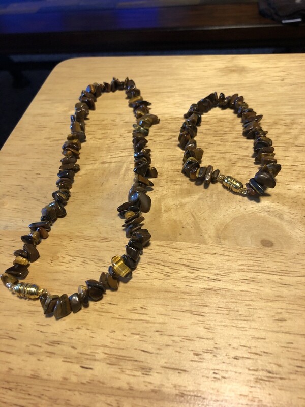 Beaded necklace and bracelet (variety of colors)