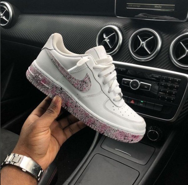 Air Force 1 Low | White | Pink/Black spray
