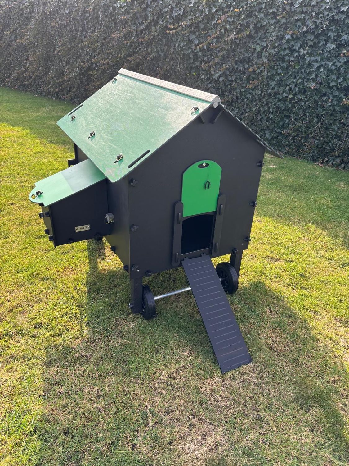 Wielenset kippenhok Paris Wielenset kippenhok Paris