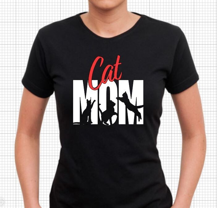 (2) The Cat  Mom/Lady T-Shirt
