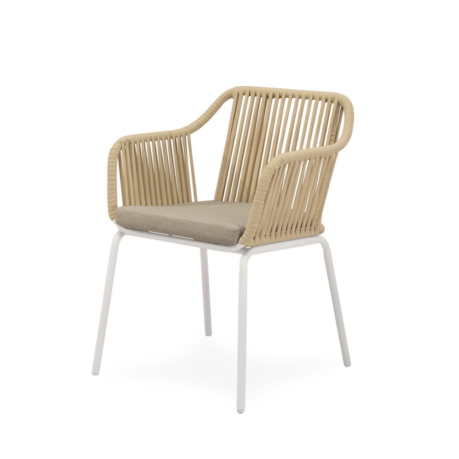 SILLA DE EXTERIOR CON BRAZOS PENNY RATTAN Y METAL BLANCO SILLA DE EXTERIOR CON BRAZOS PENNY RATTAN Y METAL BLANCO