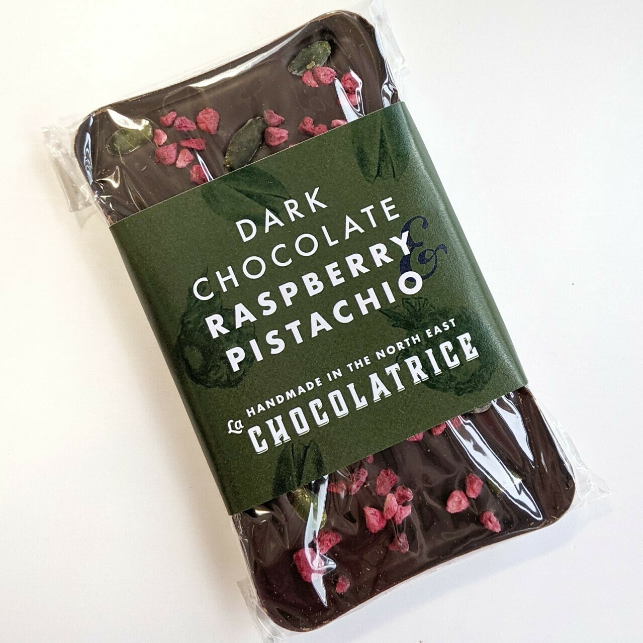 Dark Chocolate 55% Raspberry and Pistachio Bar (dairy-free) Dark Chocolate 55% Raspberry and Pistachio Bar (dairy-free)