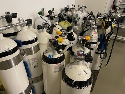 Tauch- und Gasflaschen wiederkehrende Prüfungen