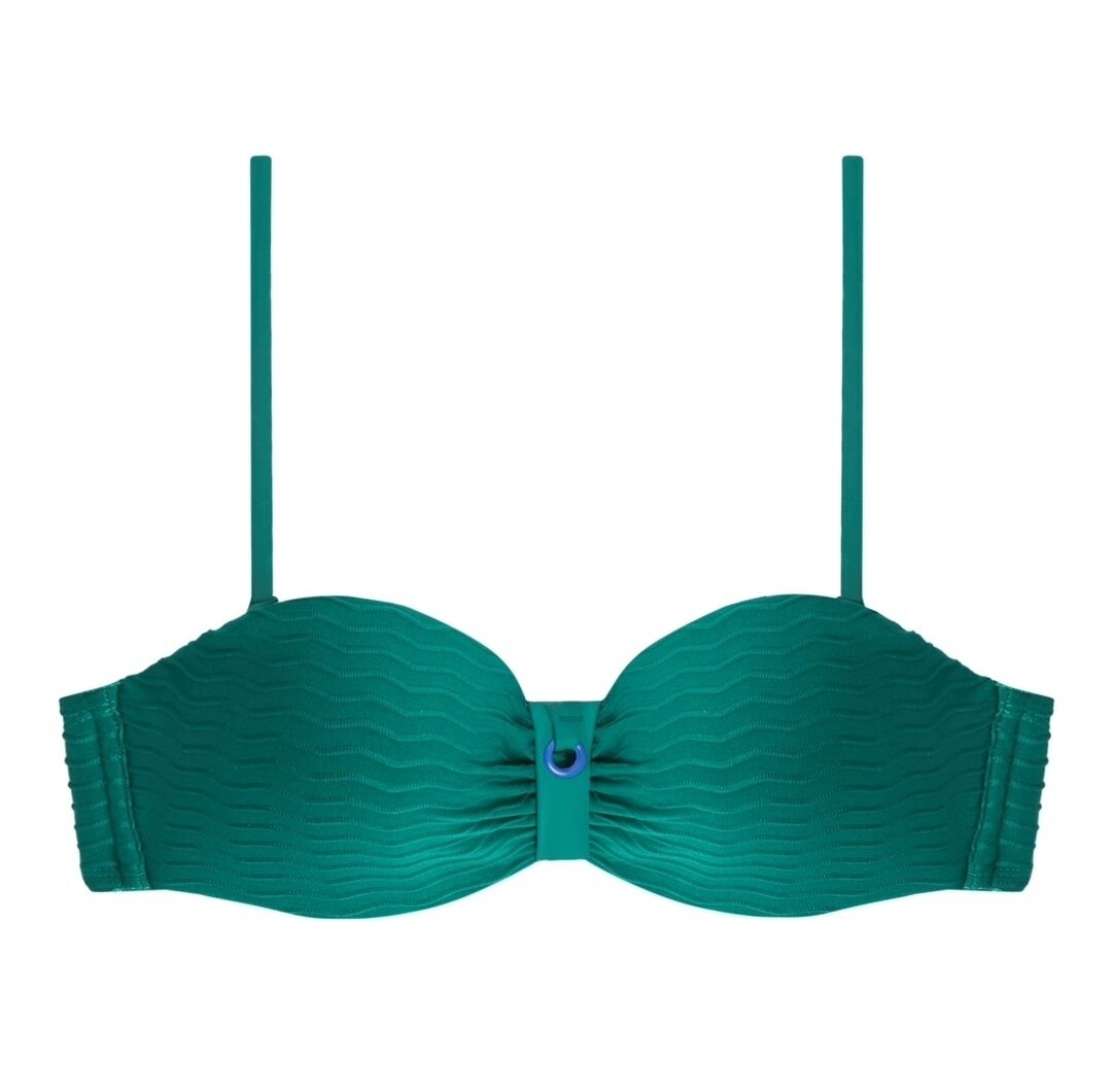 Bikini Cherry Beach 25893