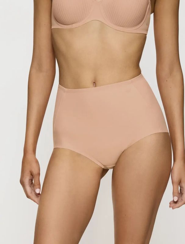 Faja Triumph Becca Extra High + Cotton Panty