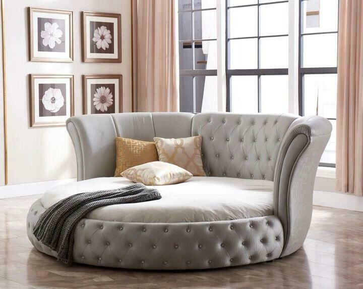 Showstopper Circular BedSet