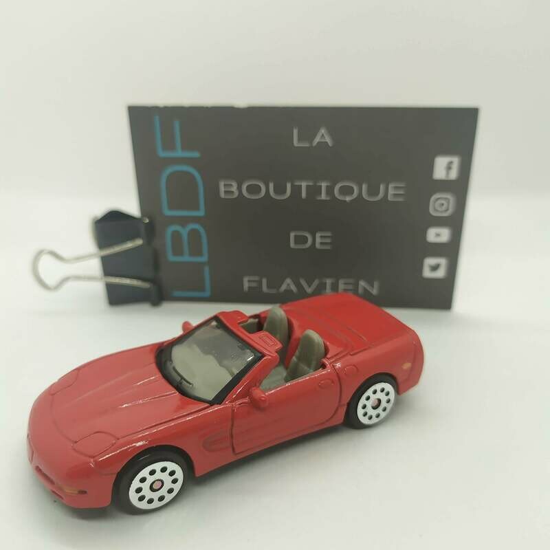 Sans marqueCorvette rouge Sans marqueCorvette rouge