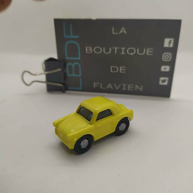 Kinder 1/87 Voiture jaune Kinder 1/87 Voiture jaune