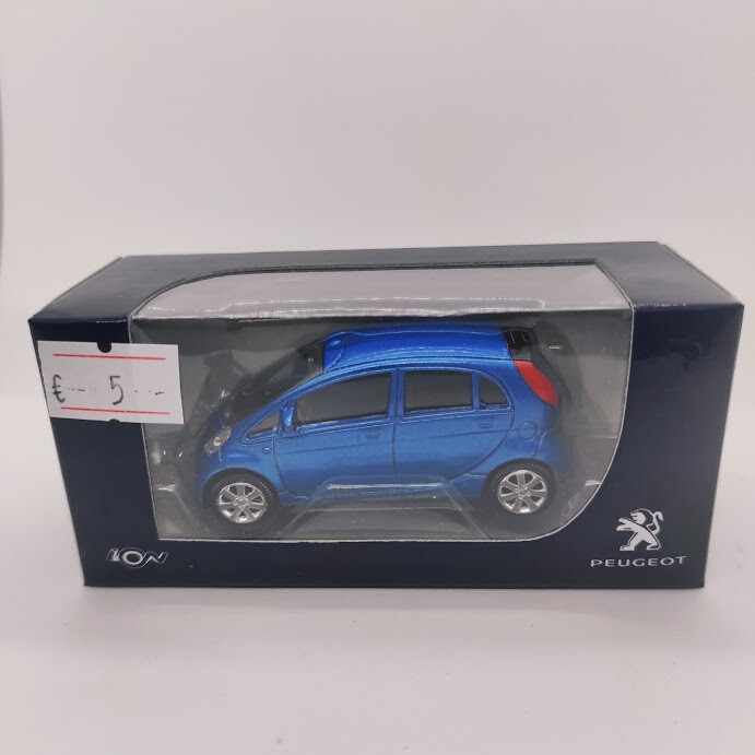 Peugeot Ion bleu