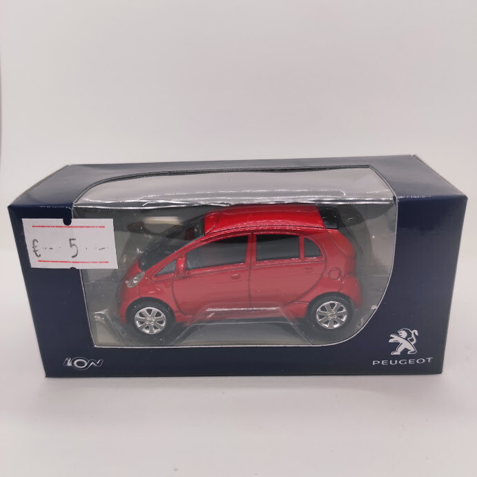 Peugeot Ion rouge
