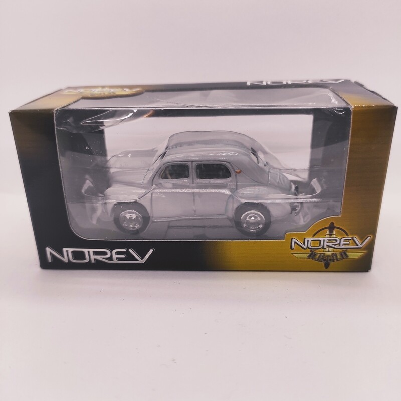 Renault 4CV Grise